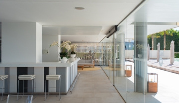 Resa Estates apartment for sale in Ibiza marina botafoch modern entrance 2.jpg